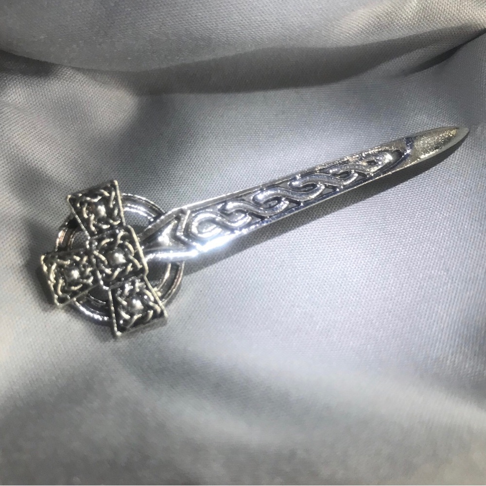 Celtic Knot Sword Shawl Pin, Brooch in Silver